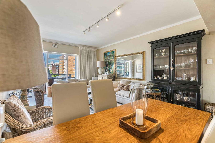 To Let 2 Bedroom Property for Rent in Sea Point Western Cape